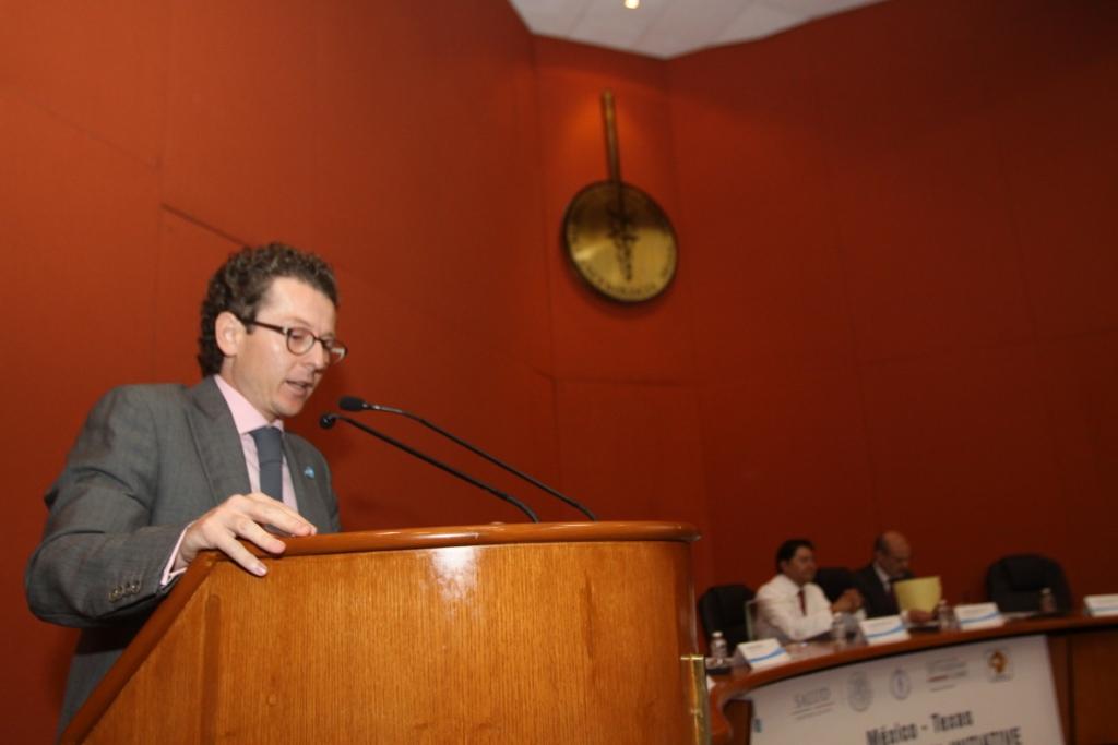 Francisco González Albuerne, presidente del Incan, aseguró que el programa de prevención de tabaco en adolescentes iniciará primero en la Ciudad de Mé