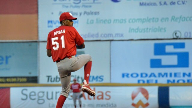 Marlon Arias, pitcher de los Diablos Rojos