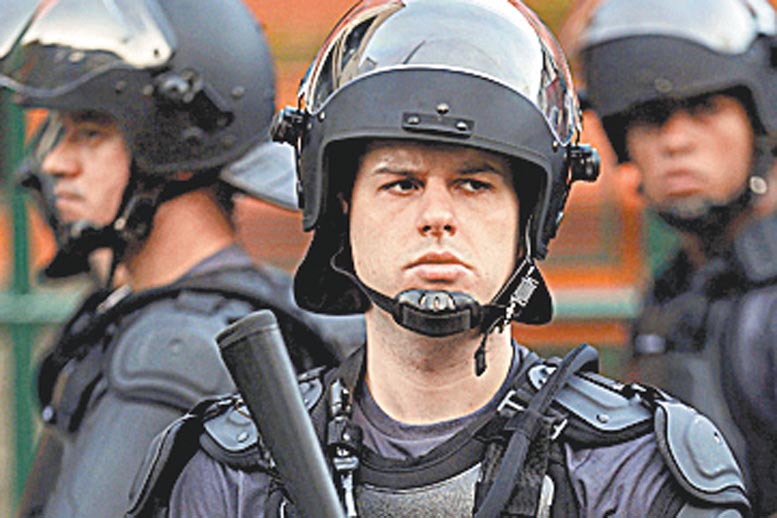 Policías en la entidad brasileña.