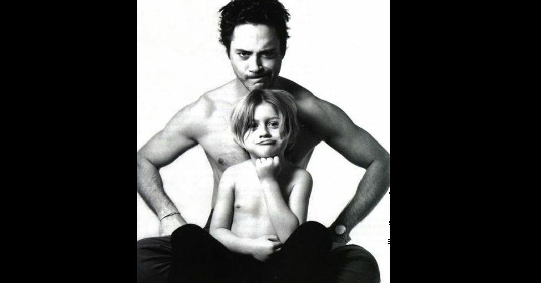 Una de las cosas que comparte Robert Downey Jr con sus hijos, es su simpatía. 