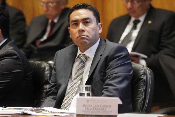 Vega Pámanes dijo que no se puede desalojar a las personas del predio.
