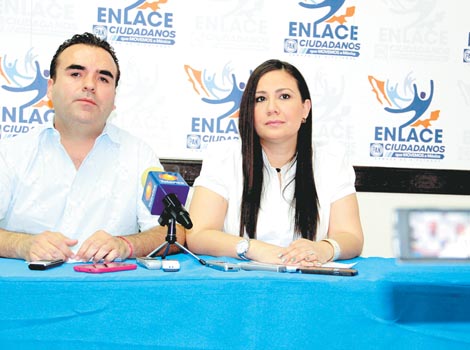 Martín López y Consuelo Argüelles pidieron investigar.