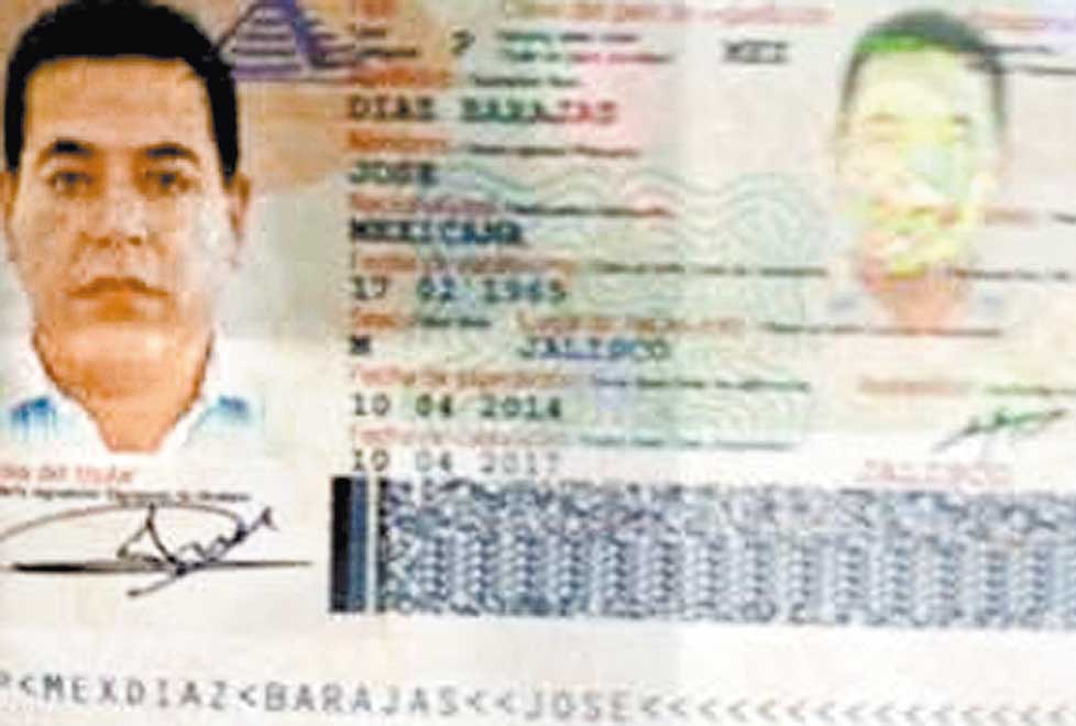El pasaporte con el que se identificó el delincuente en Brasil.