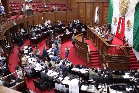 La Comisión de Gobierno del Congreso local sesionará este viernes a las 9:00 horas para tratar de nombrar al sustituto de Vallejo.
