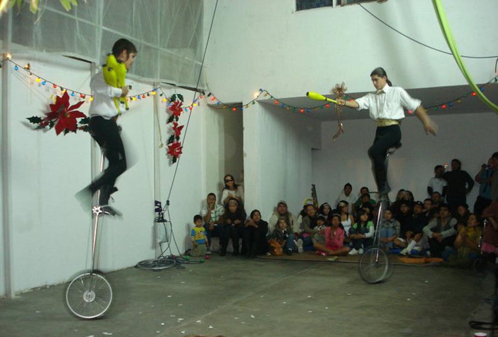 El festival promueve la pasión y profesión por el Circo. 