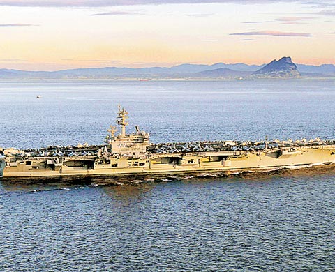 El portaaviones George H. W. Bush se encuentra ya en el Golfo Pérsico. 