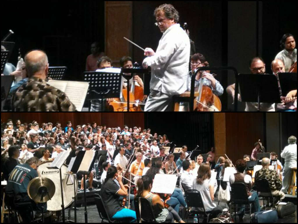 Ensayo de este jueves en el Teatro Nazas de Torreón. 