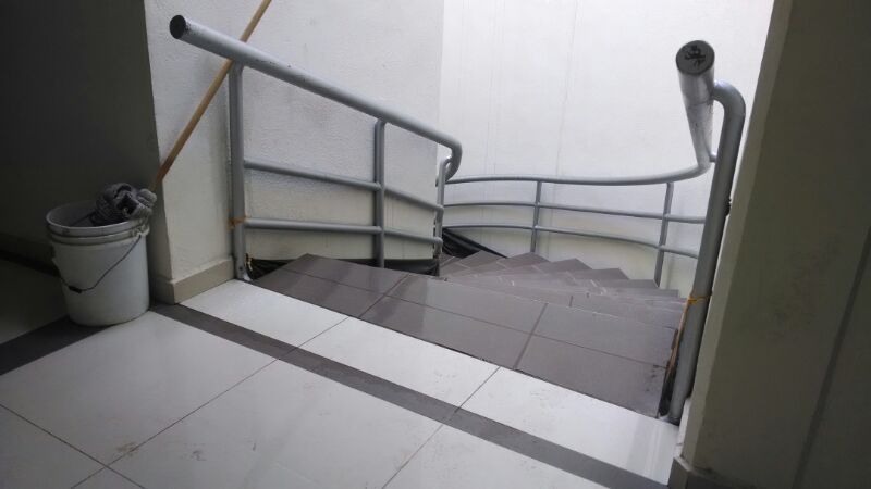 Interior de la Vicefiscalía de Durango completamente mojado.