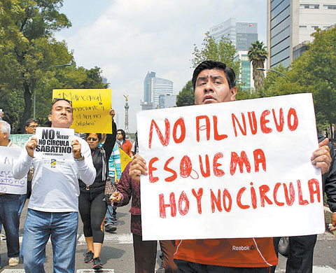 Movilización por Paseo de la Reforma. 