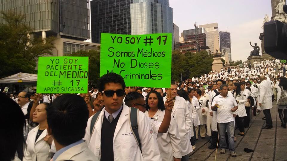 Protesta de médicos en el DF.