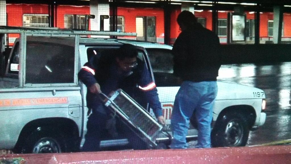 Falla en Metro Aragón.