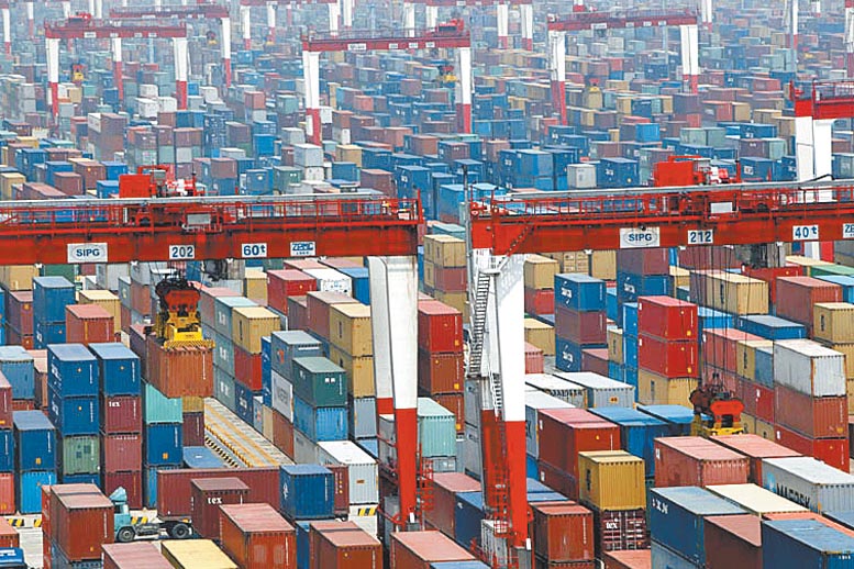 Las exportaciones, a la baja.