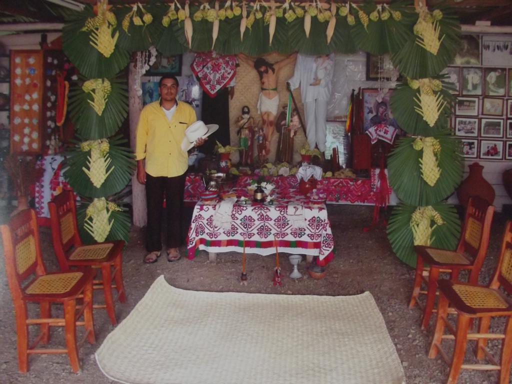 Tradiciones del pueblo huasteco que corren el riesgo de perderse, denuncian promotores culturales que los visitan.