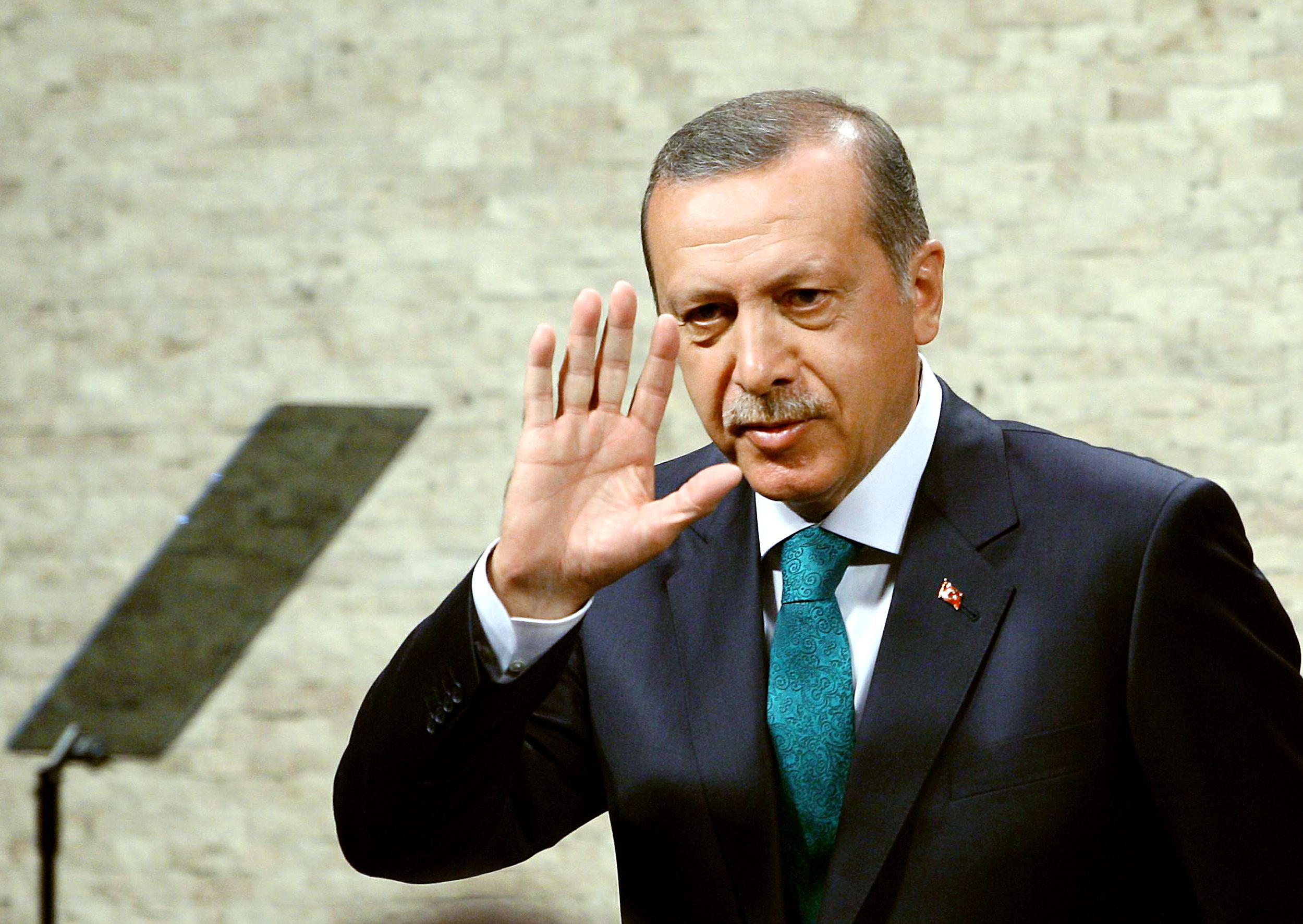 El primer ministro turco Erdogan anunciará el martes si opta a la presidencia en las próximas elecciones