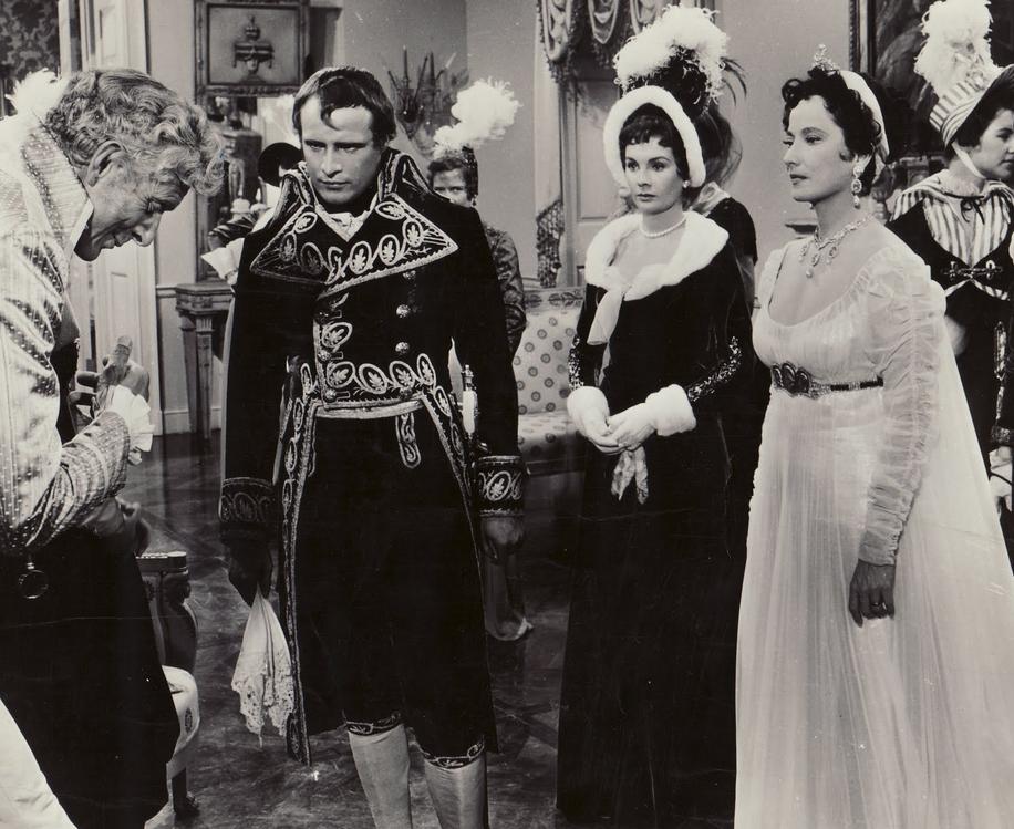 En 1954 protagonizó su primera película de época, 'Desirée'.