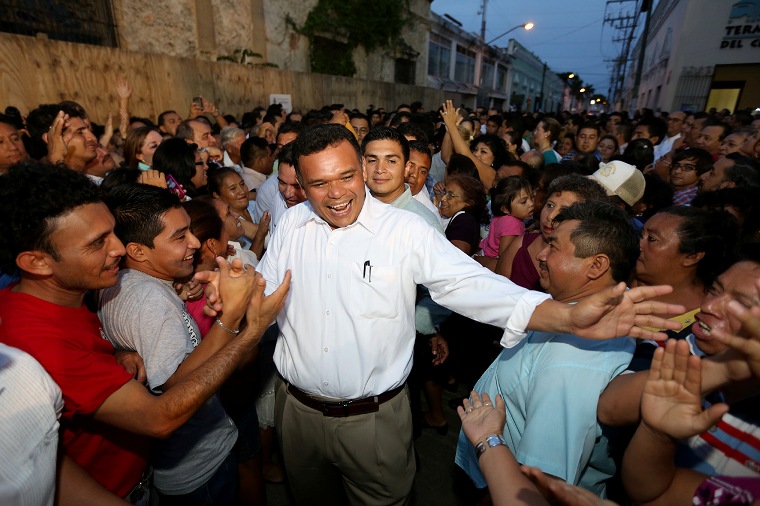 Gobernador de Yucatán Rolando Zapata Bello celebró el segundo aniversario de su triunfo electoral