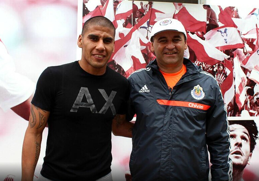 Salcido se presentó esta mañana en Verde Valle para platicar algunos minutos con su nuevo técnico Carlos Bustos