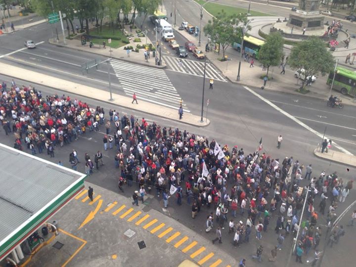 Los integrantes del SME se dirigen al Senado y después a Segob.