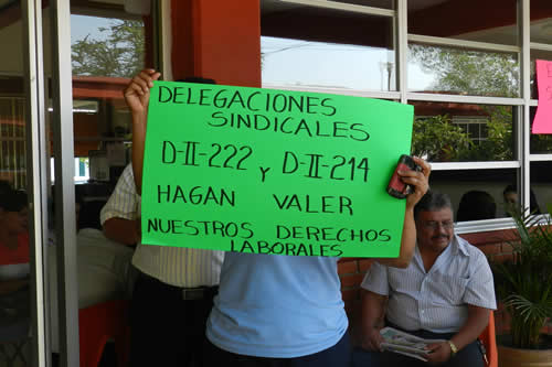 Piden a maestros no tomar planteles