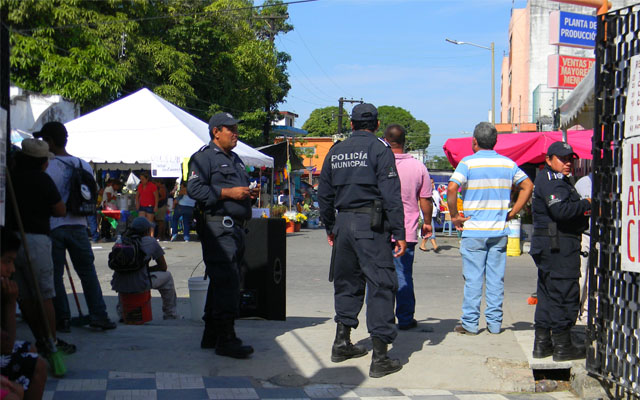 Policías en Ciudad Madero