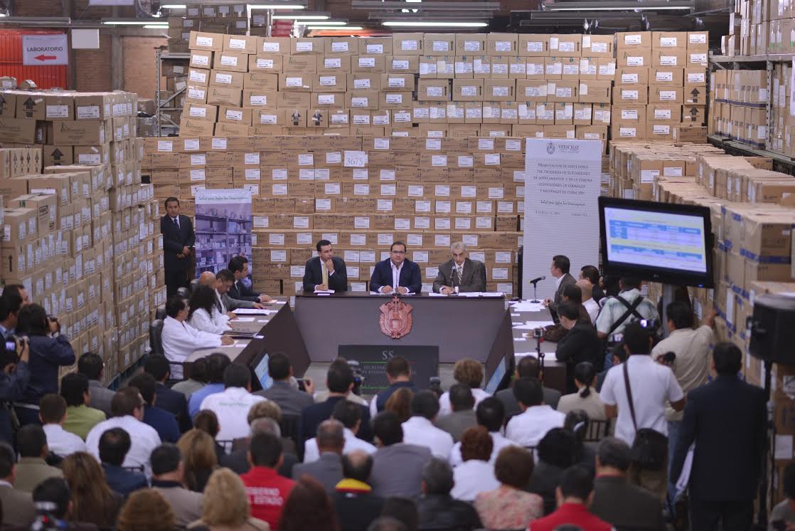 El gobernador de Veracruz, Javier Duarte de Ocho encabezó el evento 