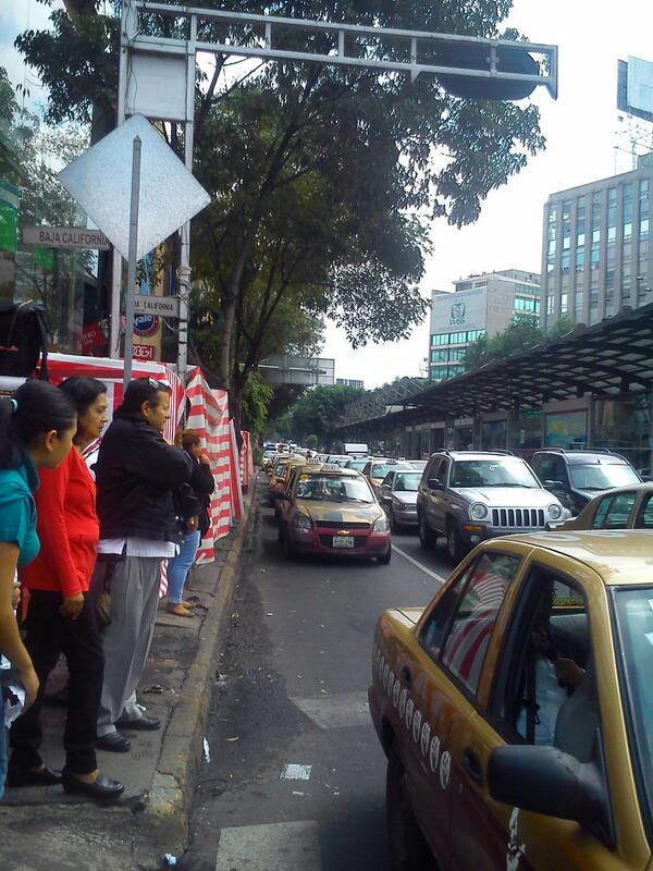 Sobre Insurgentes el avance es lento pero constante, informó la SSPDF.