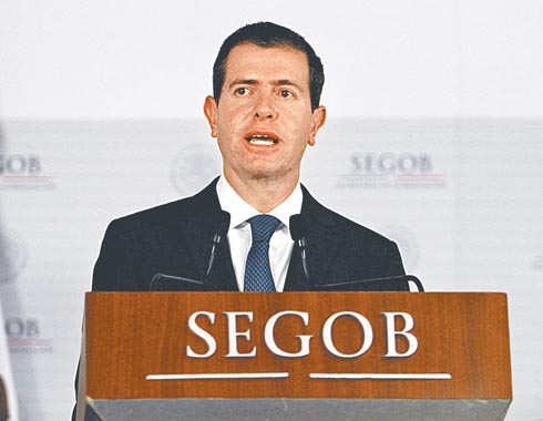 Alfredo Castillo destacó que productores y empresarios desean invertir más en el estado. 