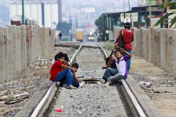 En la mayoría de los casos los menores no tienen con quién ser devueltos.