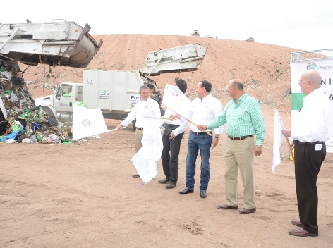 El titular de la Semarnat, Juan José Guerra Abud y el gobernador de Chihuahua, César Duarte inauguraron la ampliación de la Celda No. 2 del Relleno Sa