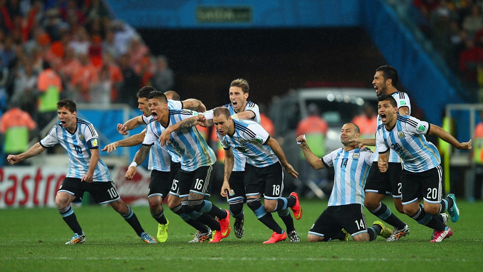 Argentina venció 4-2 a Holanda en ronda de penales.