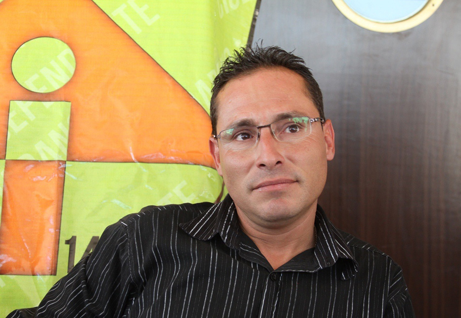 Marco Villarreal,candidatos independiente del distrito 02