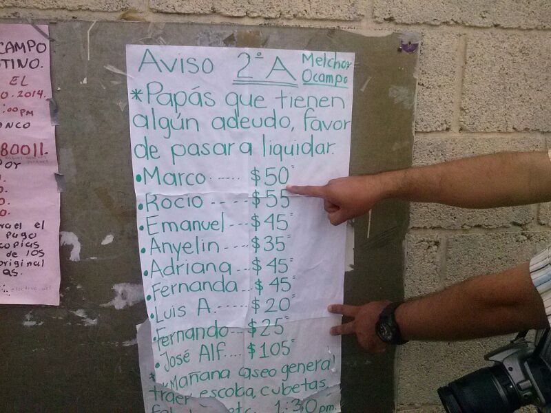 Exhiben en listas a niños por adeudo de cuotas escolares