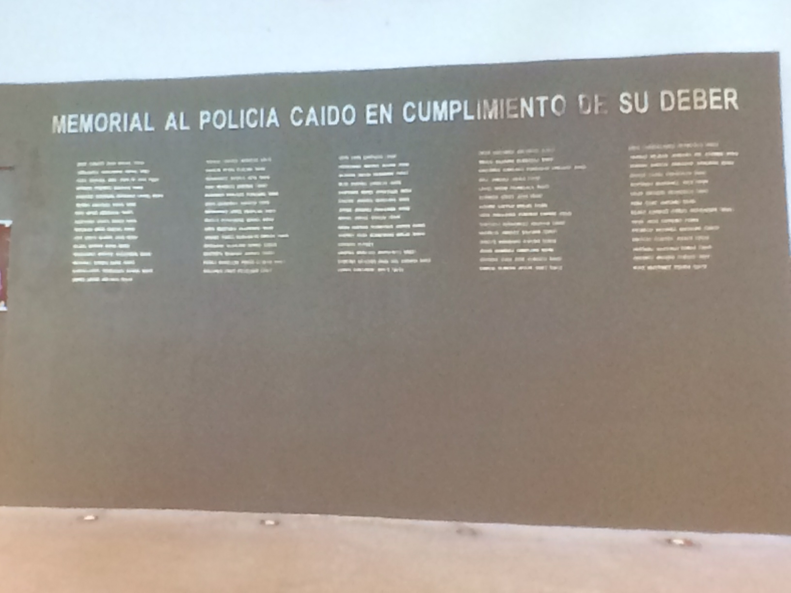 Memorial a policías caídos en Oaxaca.