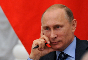 El presidente de Rusia, Vladimir Putin, durante una reunión ayer en el Kremlin en Moscú