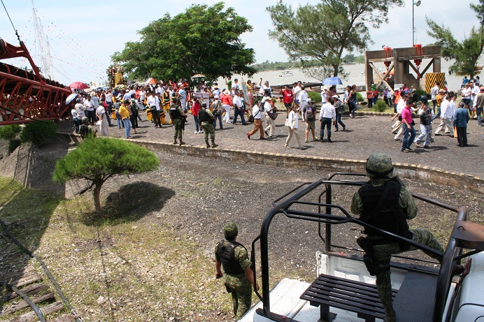 Bajo un estricto operativo de seguridad se llevó a cabo el evento 