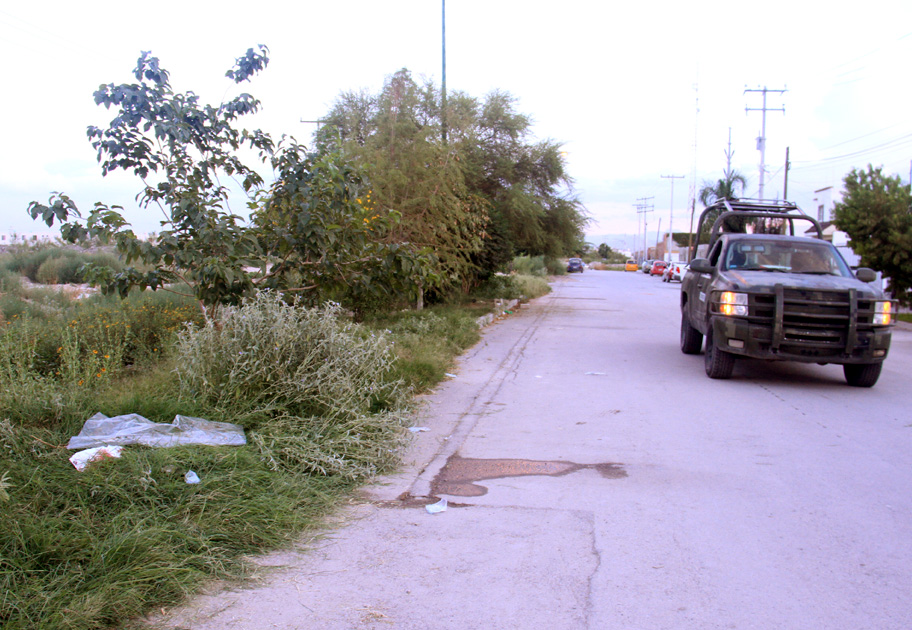 El cuerpo fue encontrado en un terreno valdío del Fraccionamiento.