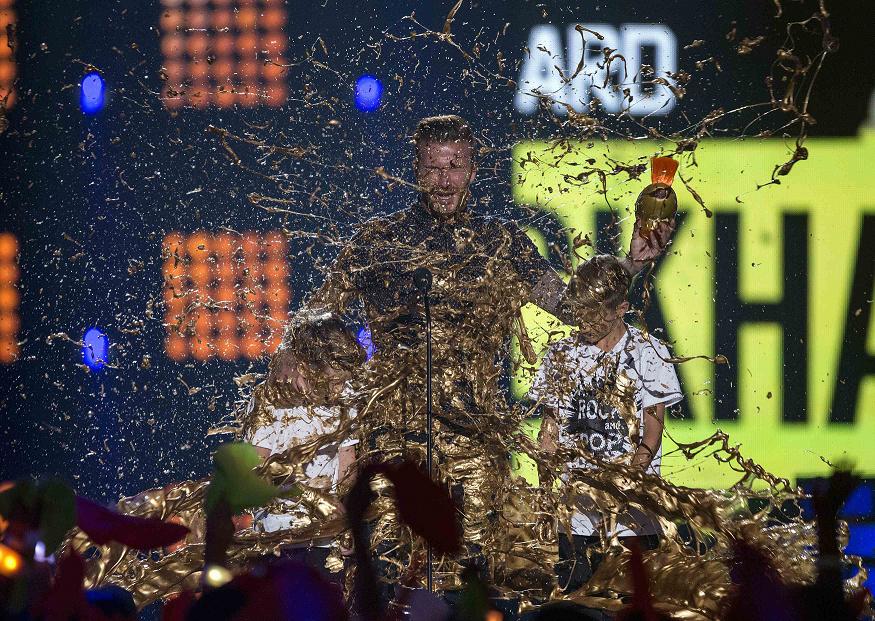 Cruz de 9 años, David Beckham y Santos de 11 años. 