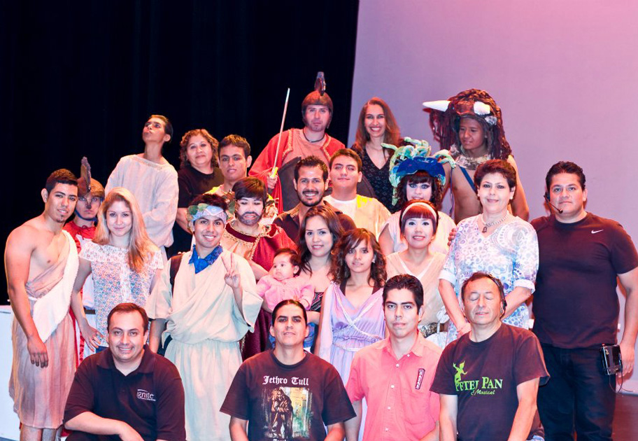 Integrantes del grupo de teatro para sordos, "Miradas y Señas".