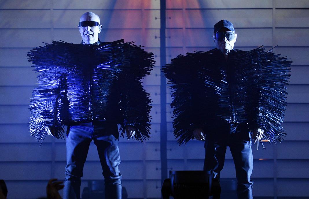 Neil Francis Tennant y Christopher Sean Lowe, del dúo de música electrónica Pet Shop Boys.