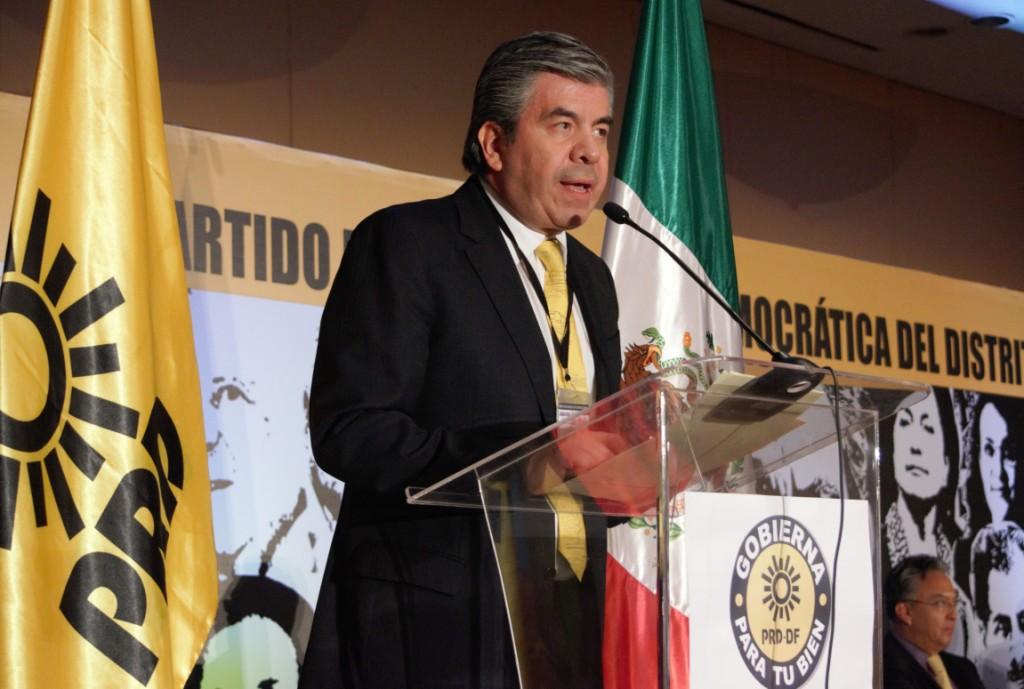 Raúl Flores, dirigente del PRD en el DF. 