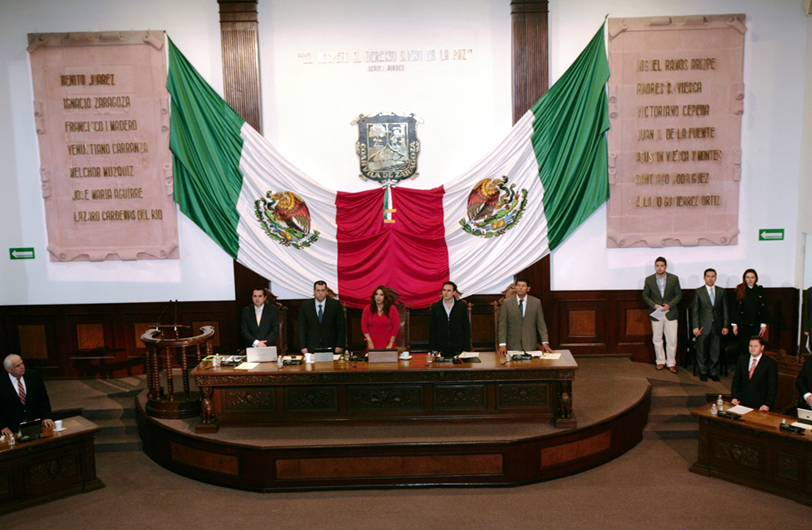 Cada diputado cuesta un millón 74 mil pesos.