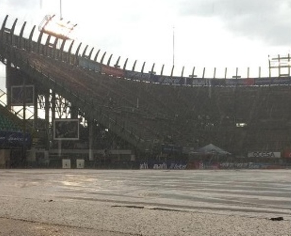Foro Sol bajo granizada en partido de los Diablos