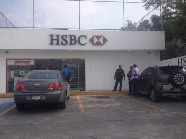 Roban banco en la colonia Niño Artillero. 