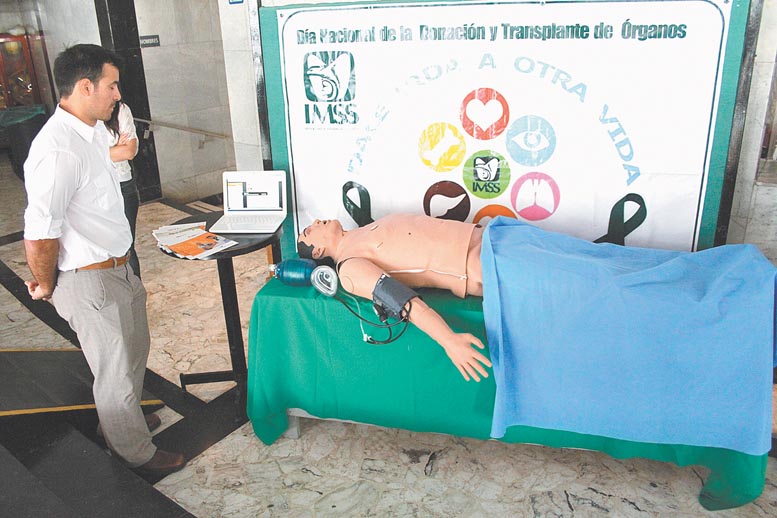 El IMSS es una de las instituciones que expide la credencial especializada