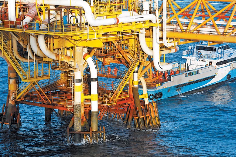 La ley de hidrocarburos propone que a partir del ejercicio fiscal 2015, Pemex esté sujeto a la ley del ISR.