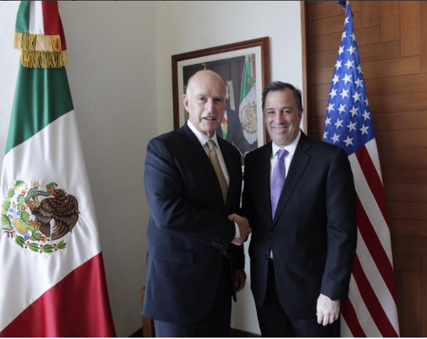 Brown, quien inició hoy una visita de tres días en México,   fue recibido por el secretario de Relaciones Exteriores, José Antonio Meade. 