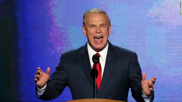 El gobernador de Ohio, Ted Strickland.