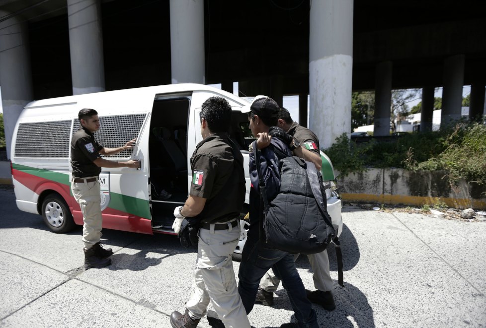 INM realiza operativo para detectar migrantes en Guadalajara