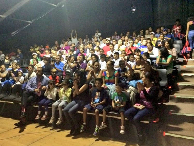 Ésta es la sala que se instaló en la explanda de la delegación 