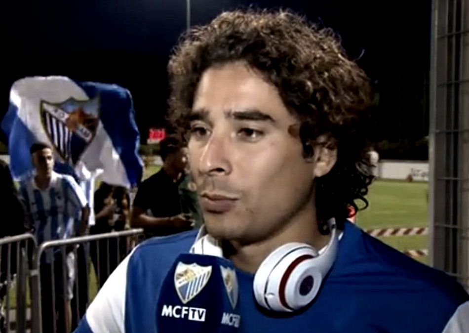 Guillermo Ochoa, portero del Málaga 